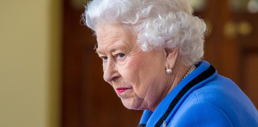 Treurig nieuws: koningin Elizabeth heeft afscheid moeten nemen van een-na-laatste hondje