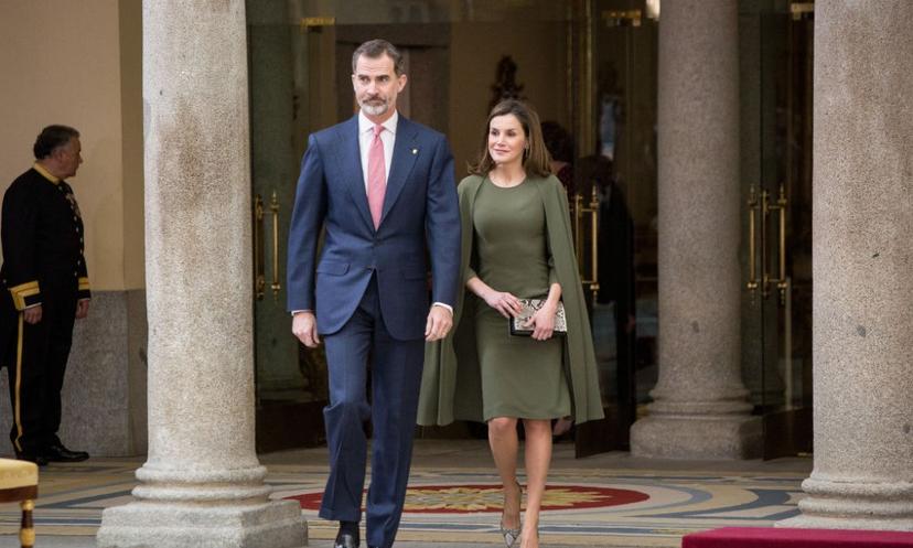 Uit Koninklijke Kringen: Felipe en Letizia in geheim naar Barcelona