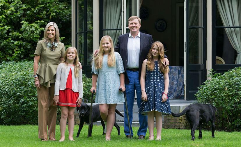 Voor de allerlaatste keer poseert koninklijk gezin bij Villa Eikenhorst