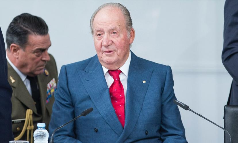 Uit Koninklijke Kringen: ‘Juan Carlos krijgt bezoek in Abu Dhabi’