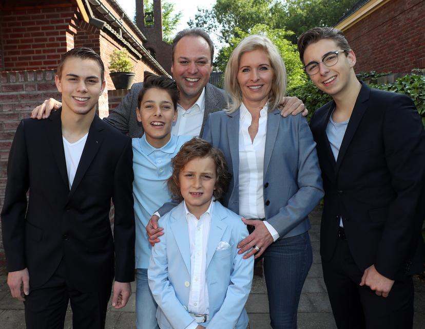 Mariska Bauer met gezin